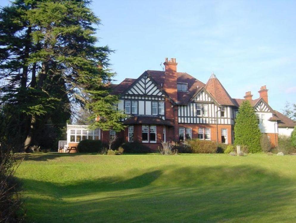 Oyo Dunmar House Hotel Alloa Bagian luar foto